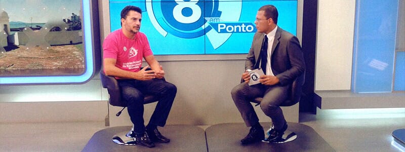 8 em Ponto conversa com Dr. Evandro Parente sobre o Mutirão de Reconstrução Mamária