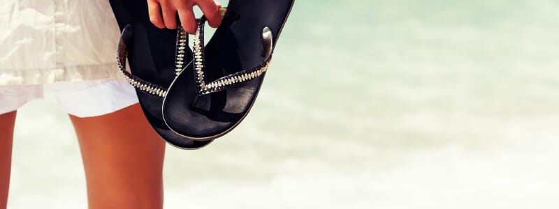 Como deve ser a recuperação da cirurgia plástica no verão